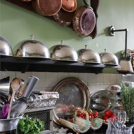 Le Domaine De Cordey Bed & Breakfast 3*